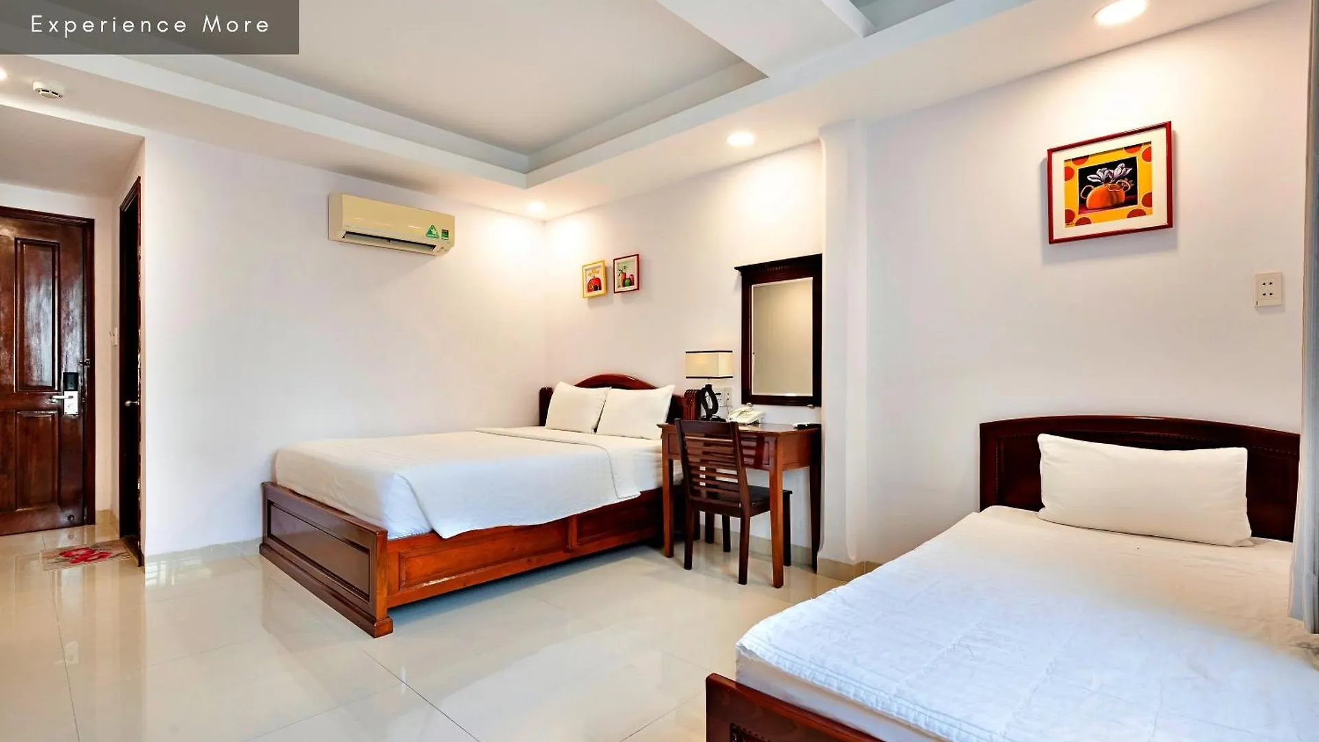 Hotel S169 Le Thanh Ton Ho Chi Minh City