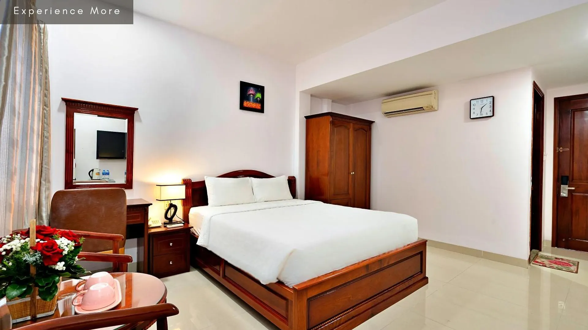 S169 Le Thanh Ton Ho Chi Minh City 0*,